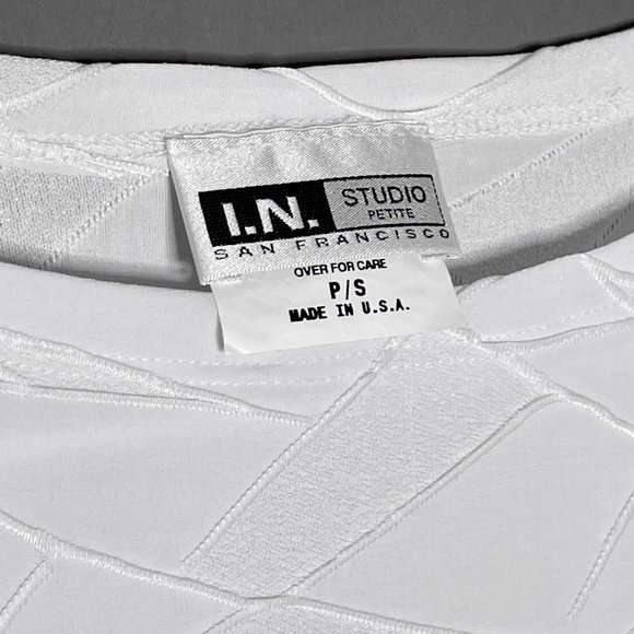 I.N. Studio Petite White Top Textured Stretch‎ Made In USA Size PS - Picture 5 of 6